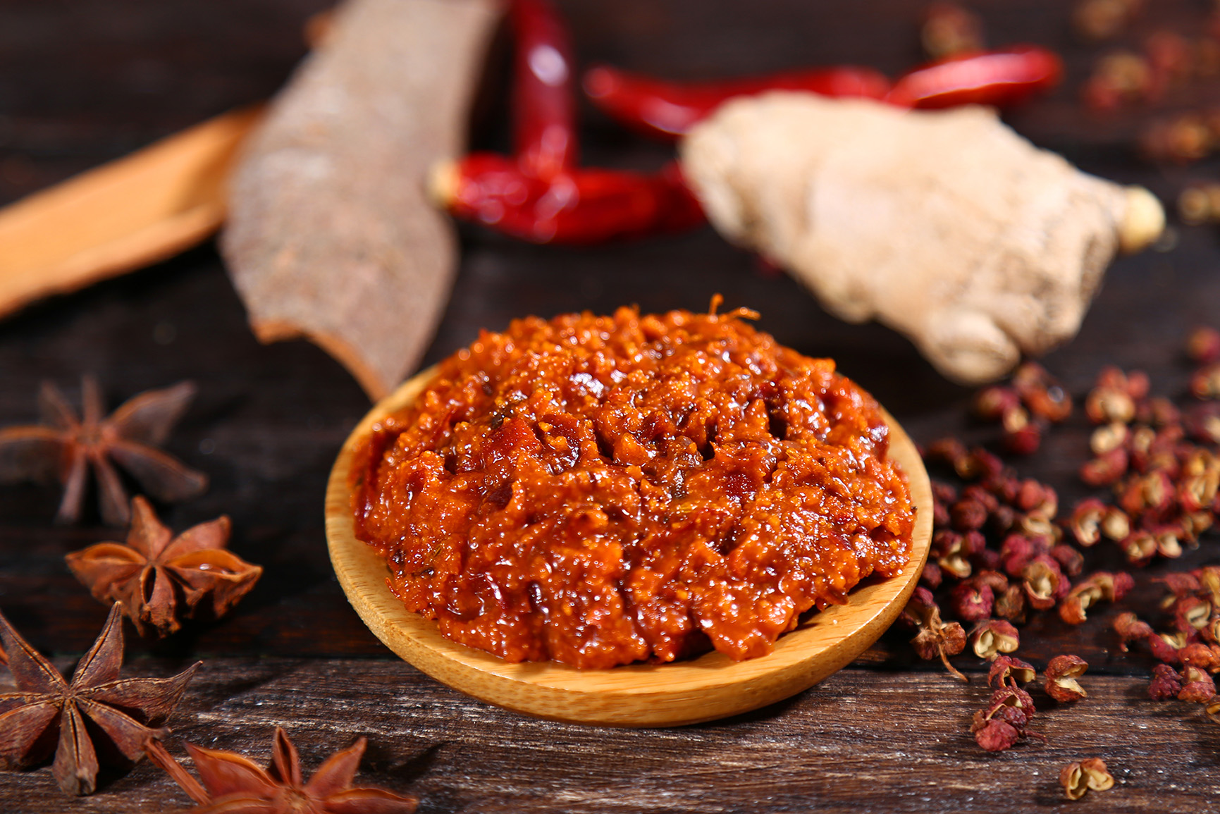 火锅底料批发厂家揭秘火锅吃着发苦原因